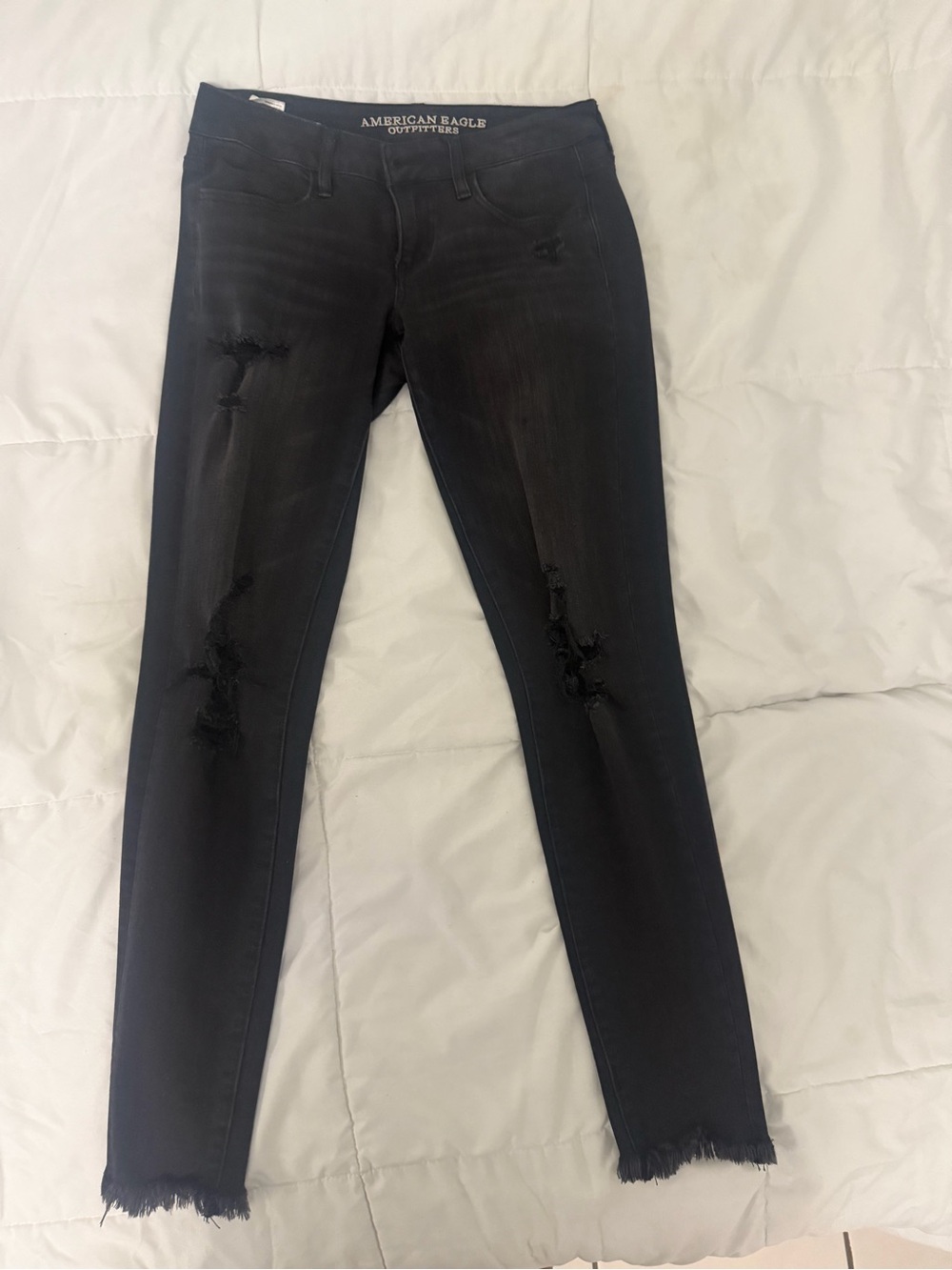 American Eagle Outfitters Black Ripped Skinny Jeans for Women